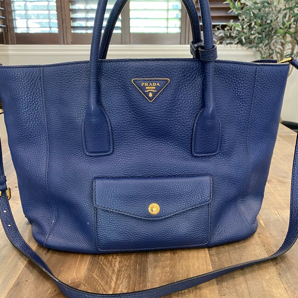 Prada Daino Side-Zip Pocket Tote Bag